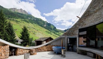 Une maison sous terre