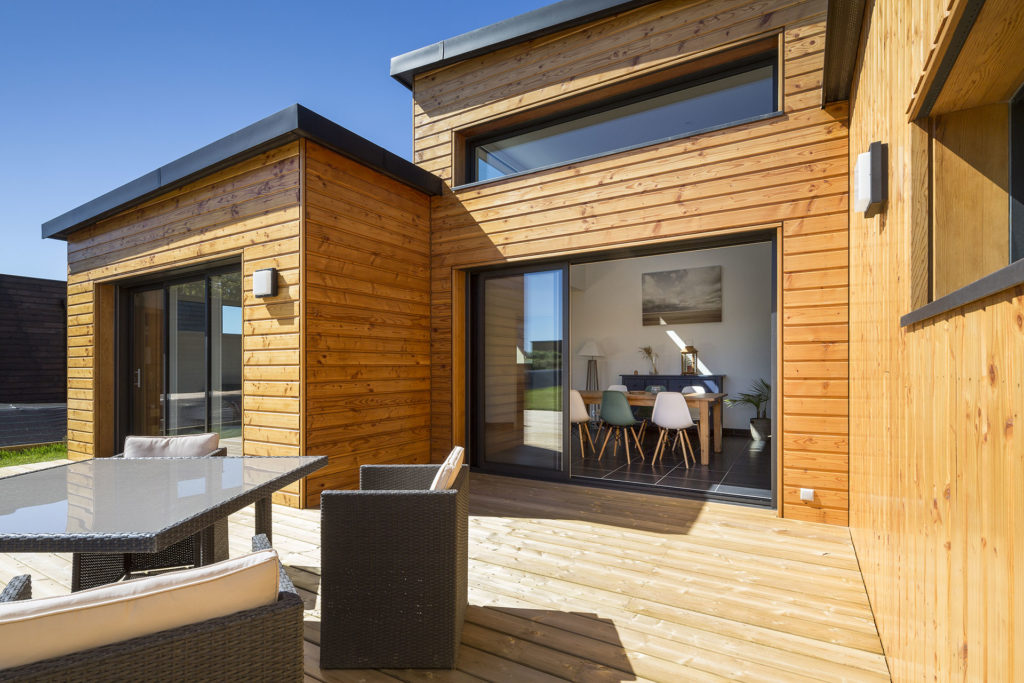 maison en bois vue de la terrasse