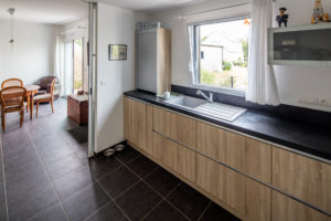 maison-bois-cuisine-fermée-trecobois