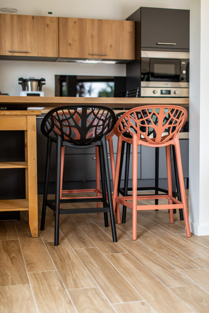 tabouret-ilot-central-maison-trecobois