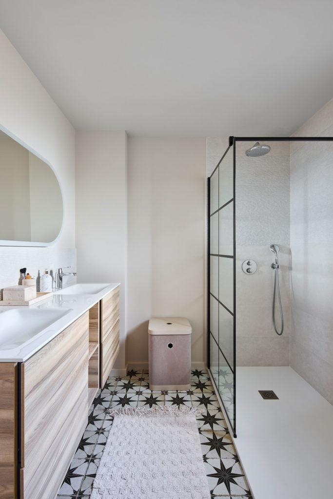 salle-de-douche-maison-trecobois