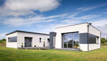 Maison bardage blanc