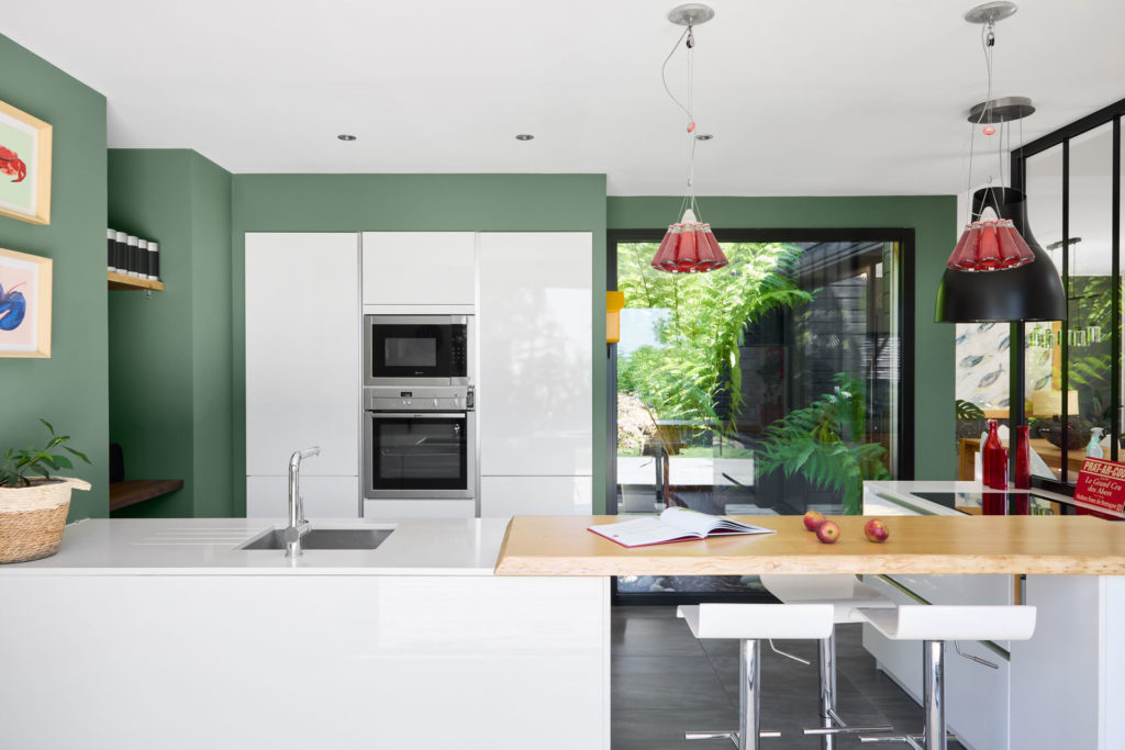 cuisine-aménagée-patio-trecobois