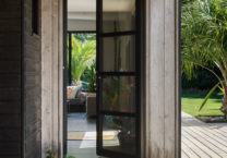 entrée-extérieur-maison-bois-trecobois