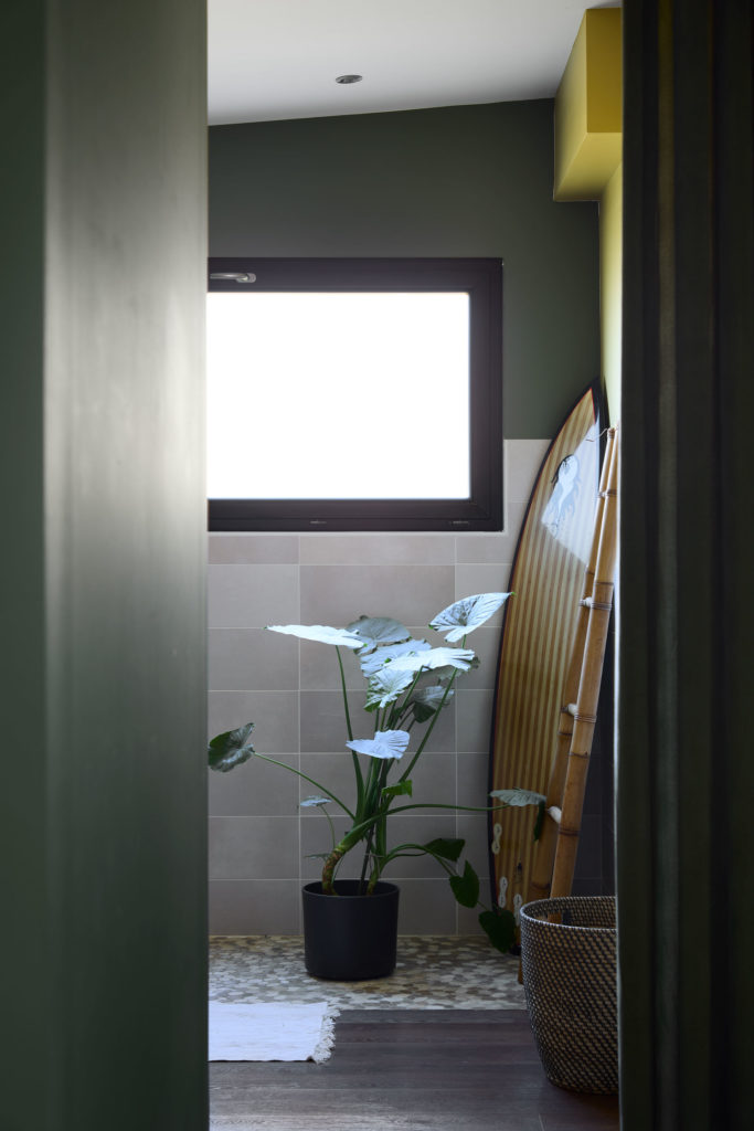 plante-planche-surf-douche-trecobois