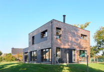 maison-neuve-bois-étage-