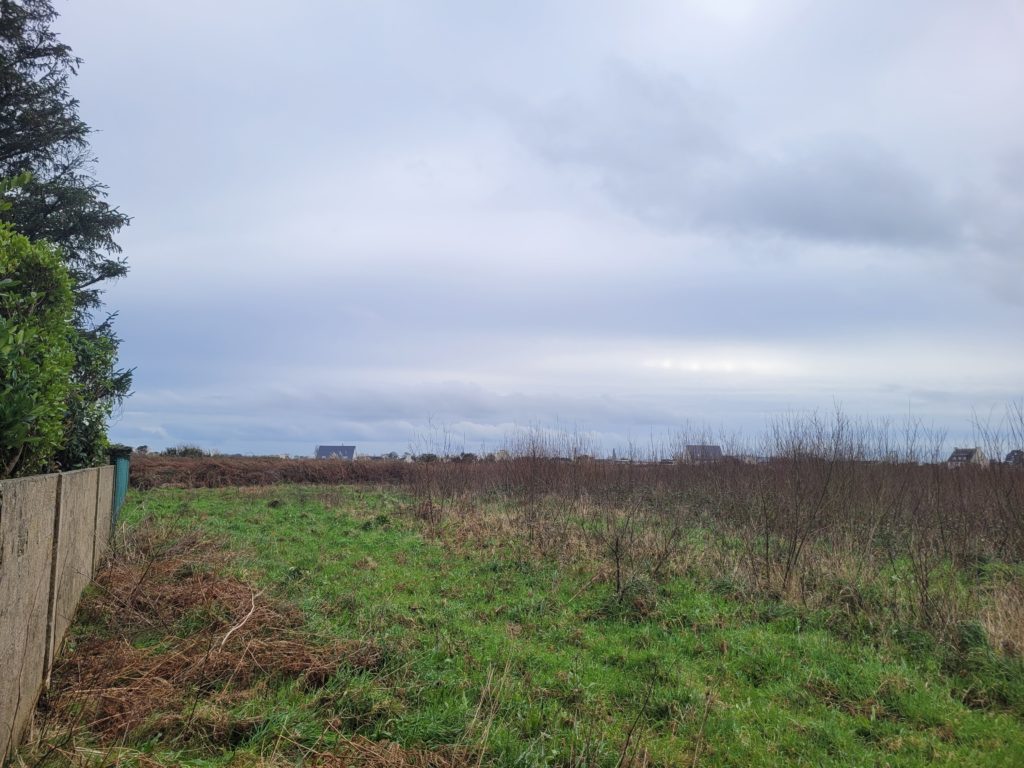 Terrain à PLOUGUERNEAU 29880 557m2 69000 € - PBE-25-12-10-54