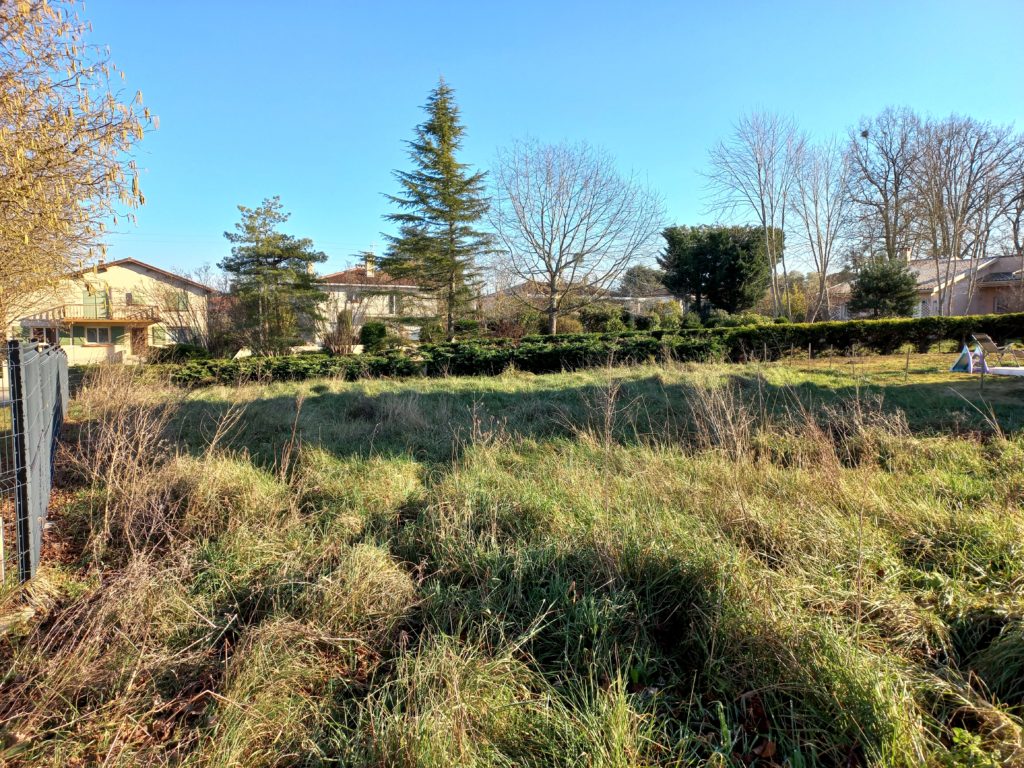 Terrain à Saint-Genies-Bellevue 31180 349m2 119000 € - PBRU-26-02-23-46