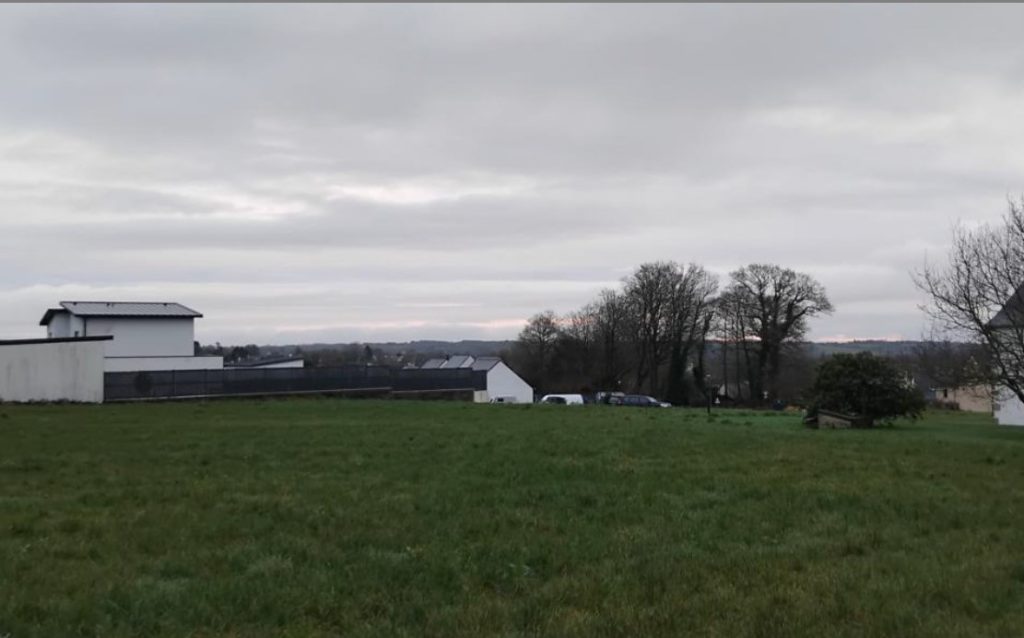 Terrain à Briec 29510 692m2 65000 € - MBE-25-10-27-49