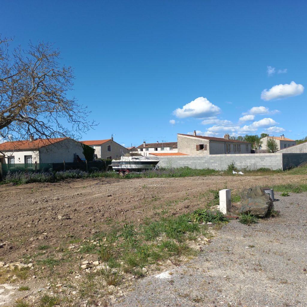 Terrain à Saint-Just-Luzac 17320 468m2 91260 € - BFLR-25-11-03-3