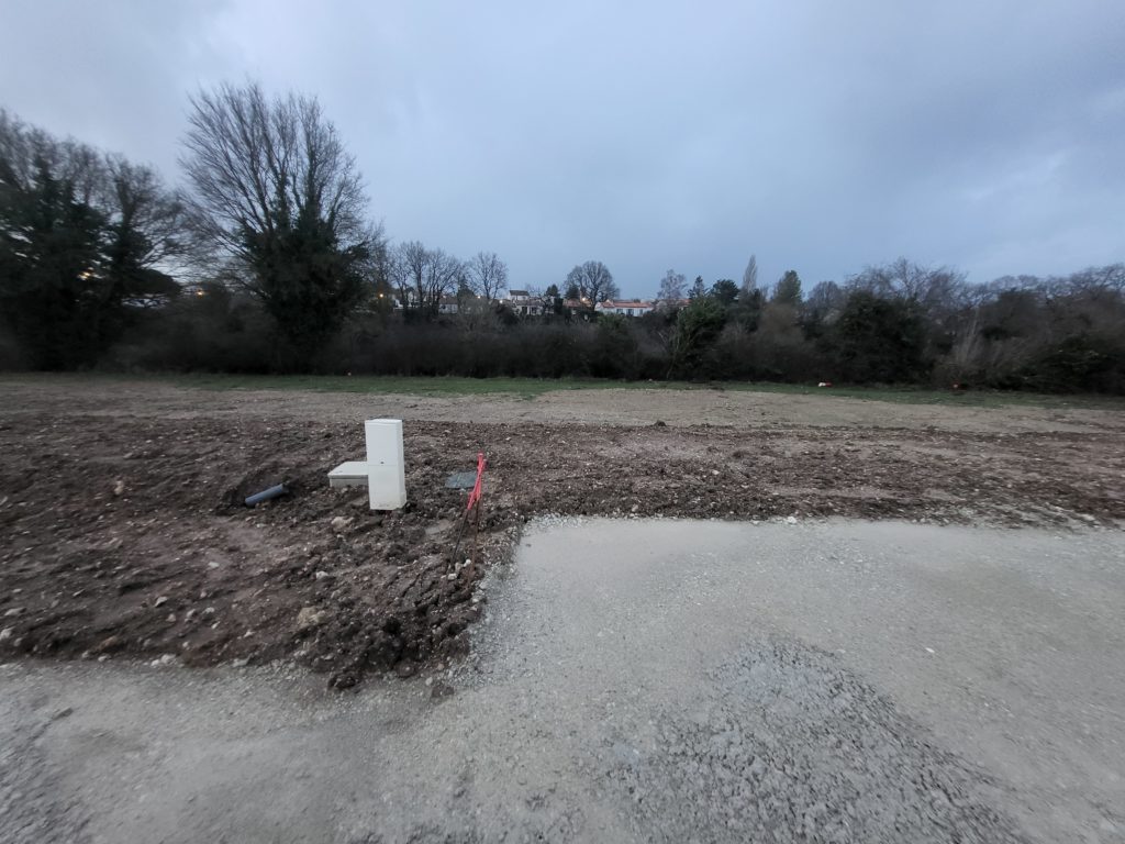 Terrain à Saintes 17100 353m2 56000 € - BFLR-26-02-19-21