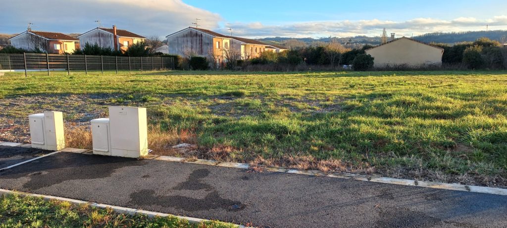 Terrain à Briatexte 81390 800m2 76000 € - PBRU-26-02-23-29