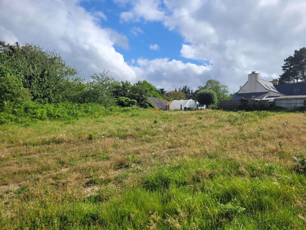 Terrain à Ploubezre 22300 650m2 56000 € - MLAG-26-06-11-2