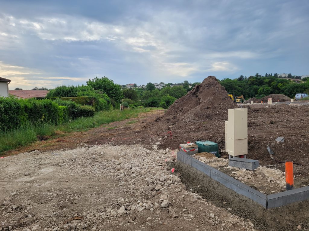 Terrain à Saintes 17100 518m2 75899 € - OLNA-26-05-26-41
